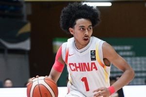  媒体人：让高水平外籍球员放弃原国籍很难 像朱正这样的苗子不多