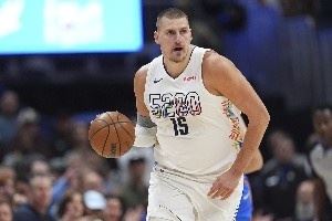  约基奇能破纪录？盘点单季三双榜前20：詹登东在列 威少42次居首