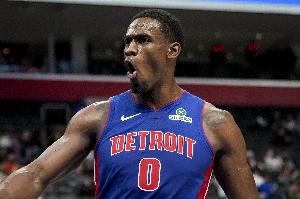  内线统治力！杜伦近5战场均24分13.6板&命中率70.1% 单场轰20+20