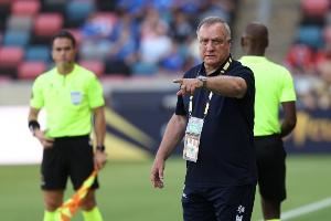  世界杯最老纪录！库拉索主帅艾德沃卡特78岁，带过近20支不同球队