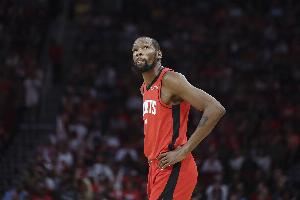  体力没续上？杜兰特前三节15中6拿到20分 第三节单节3次失误