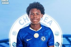  邮报：厄瓜多尔16岁小将已和切尔西预签合同，年满18岁正式加盟